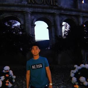 Meet your Posher, Aye